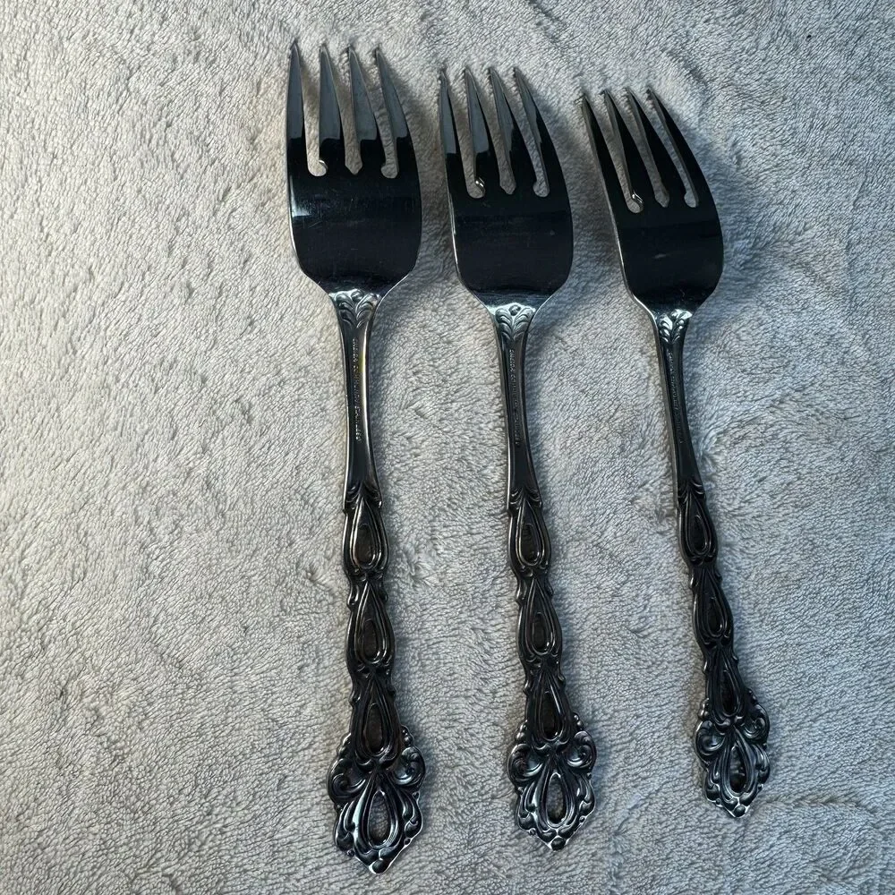Three Oneida Community Stainless CHANDELIER Pattern 6 7/8